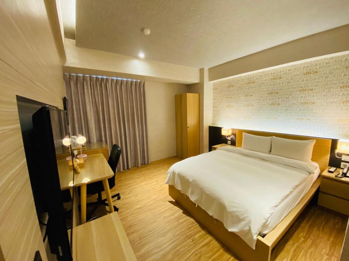 Dlinn Hotel Taichung Exterior foto