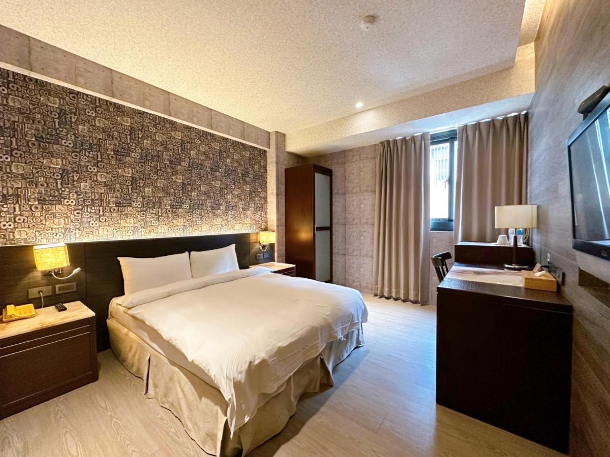 Dlinn Hotel Taichung Exterior foto