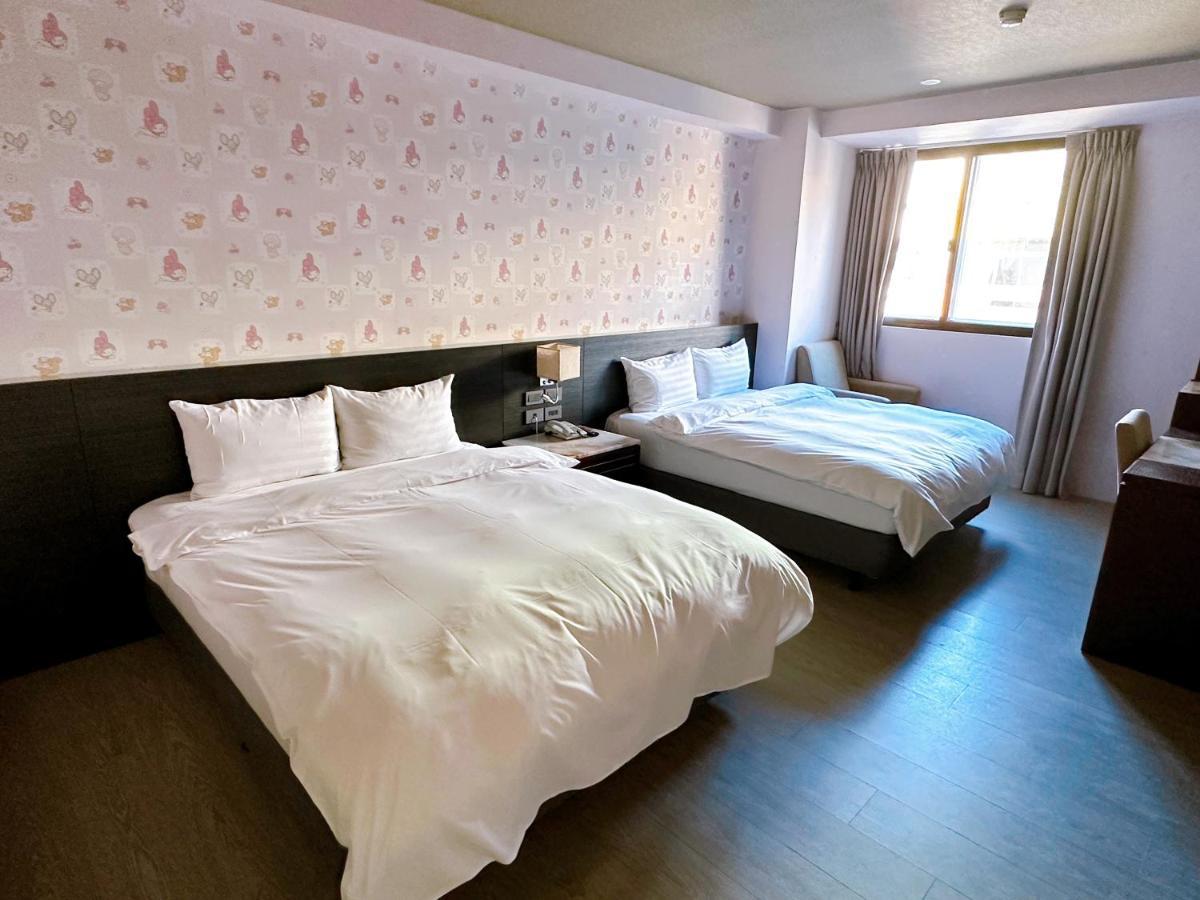 Dlinn Hotel Taichung Exterior foto