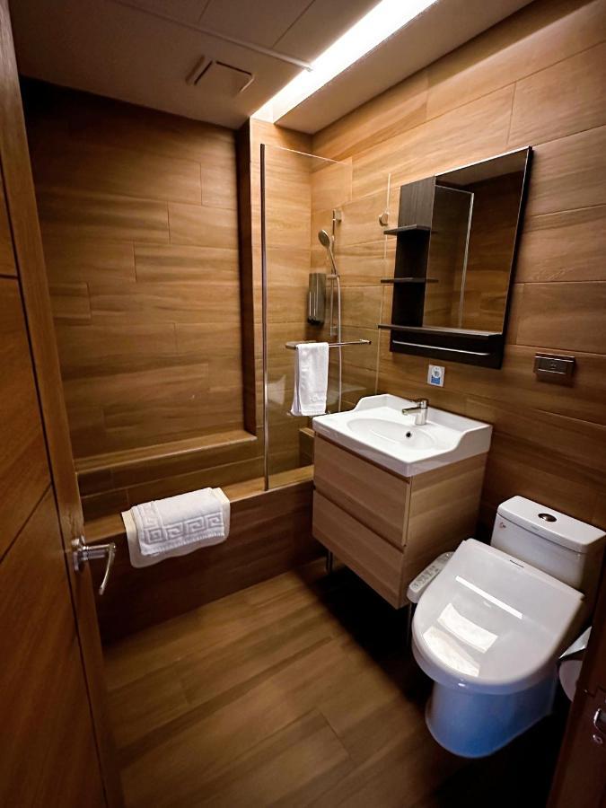 Dlinn Hotel Taichung Exterior foto
